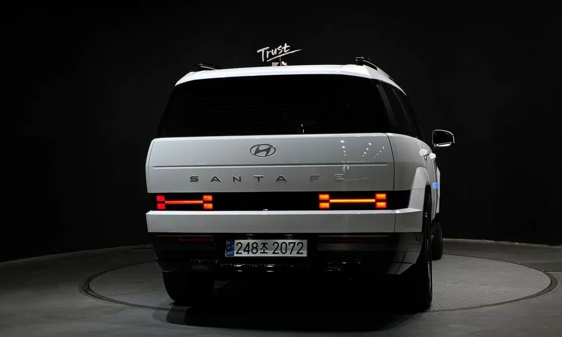 Hyundai Santafe 2024 из KR, фото 2