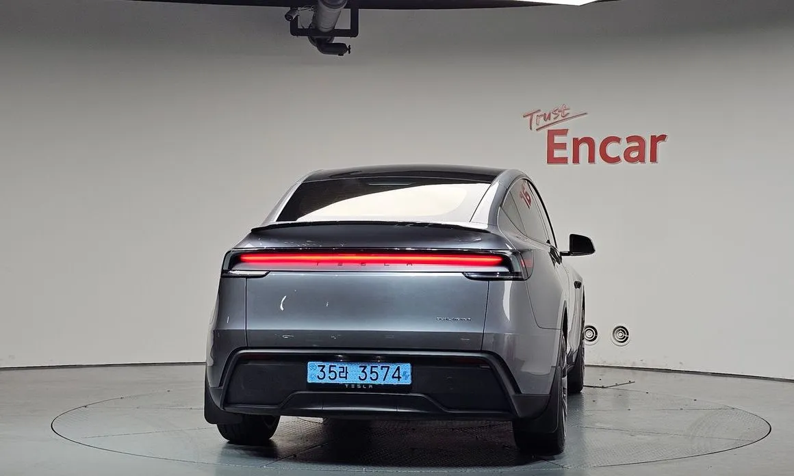 Tesla Model Y — фото 4