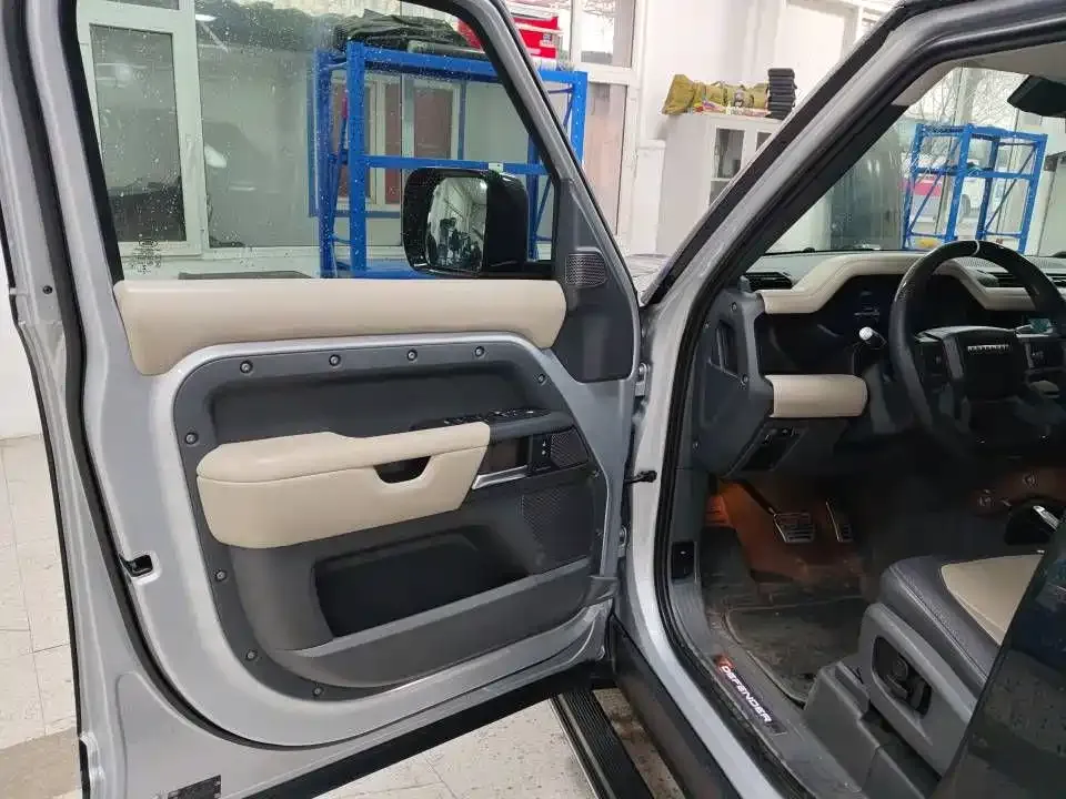 Land Rover Defender 2021 из CN, фото 8