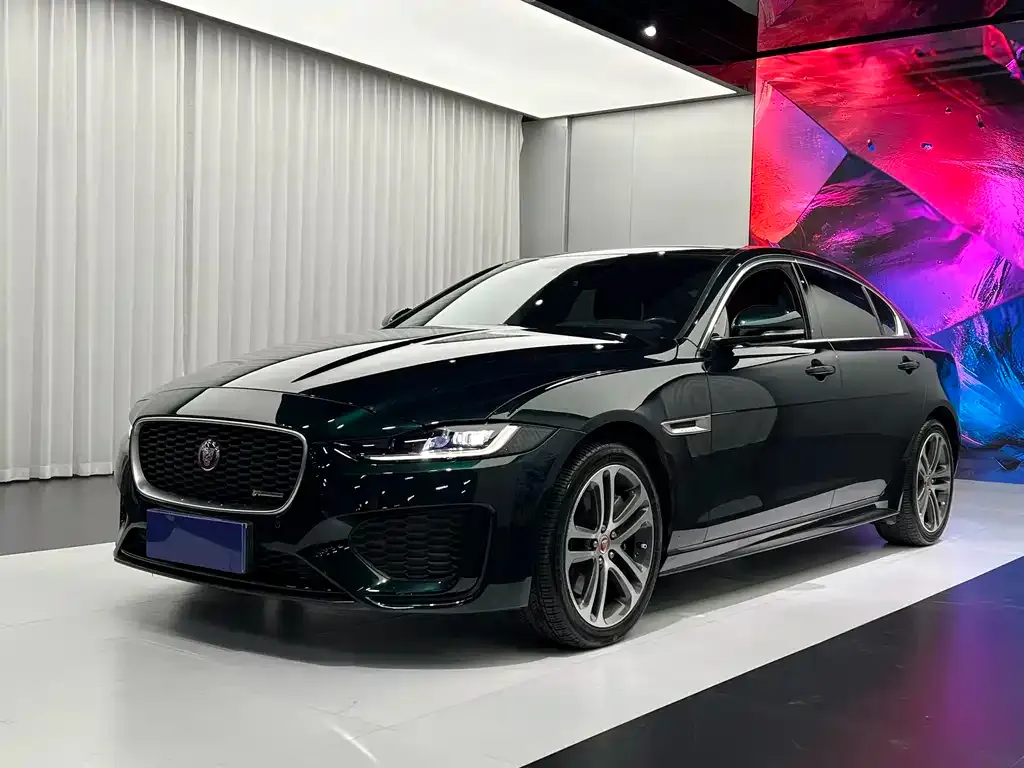 Jaguar XEL — фото 1
