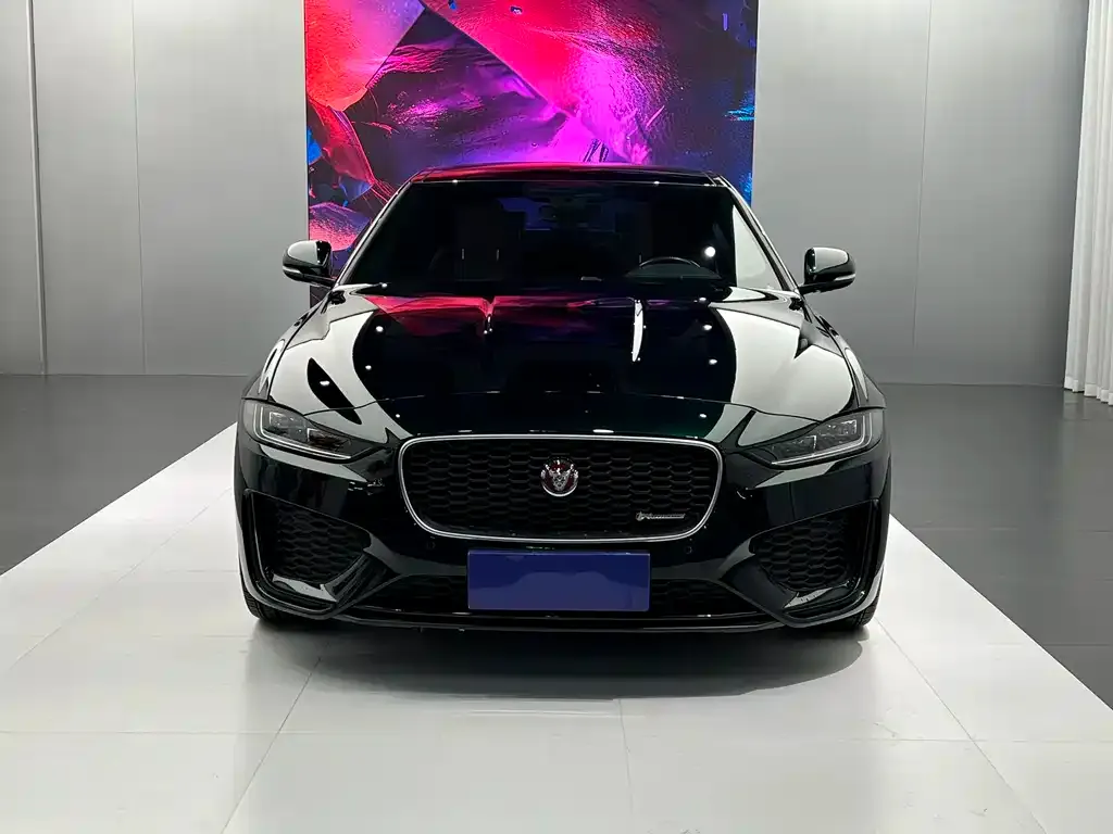 Jaguar XEL — фото 4