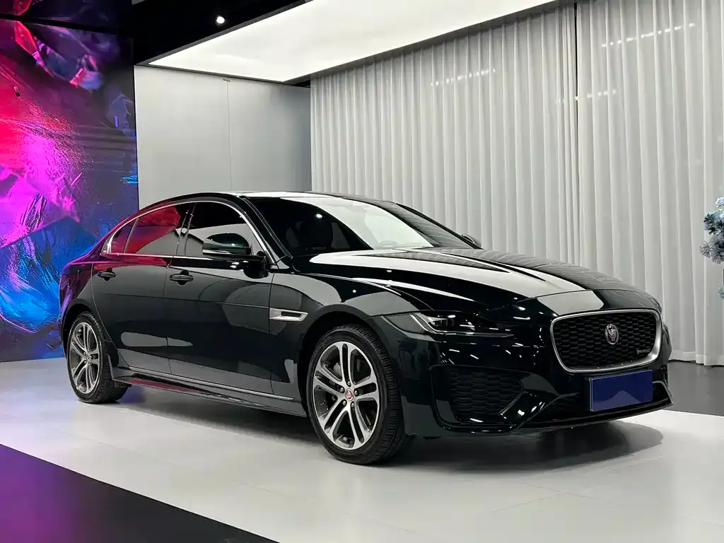 Jaguar XEL — фото 3