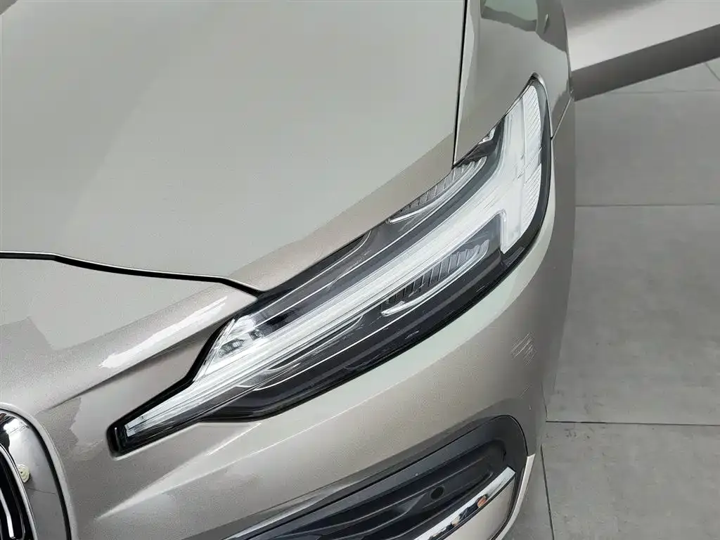 Volvo S60 2022 из CN, фото 7