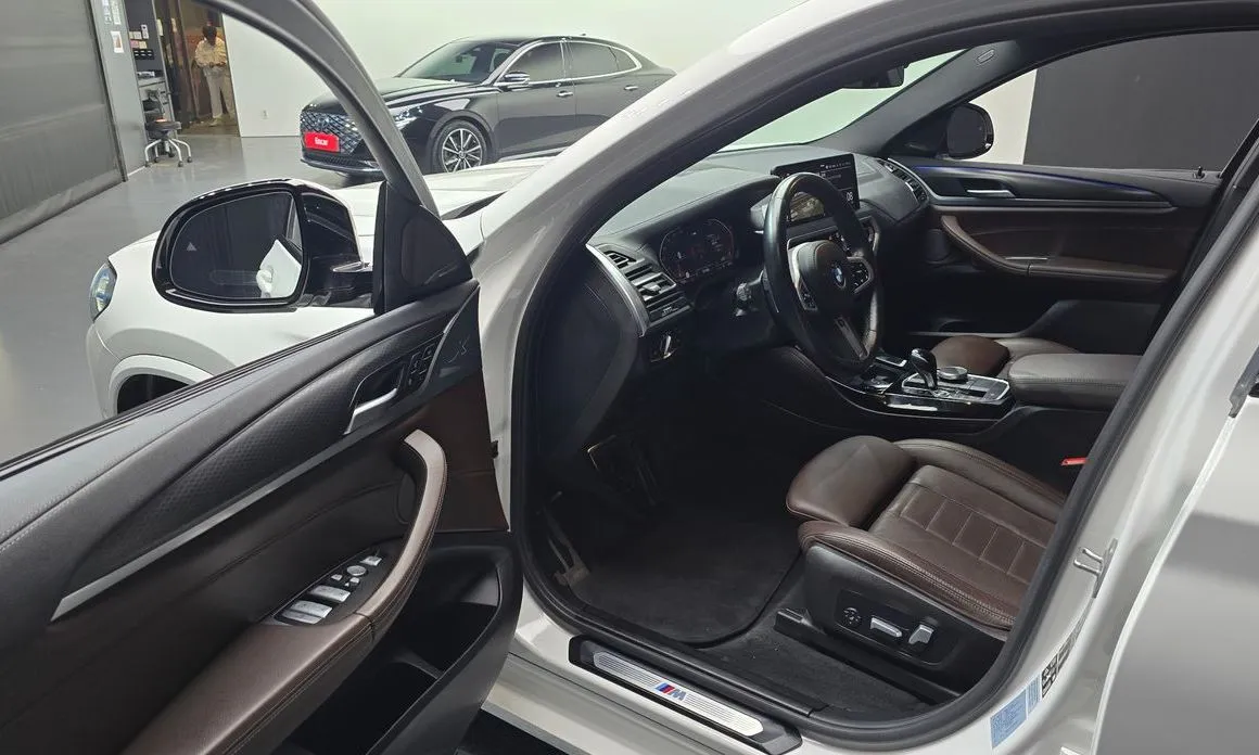 BMW X4 2023 из KR, фото 8