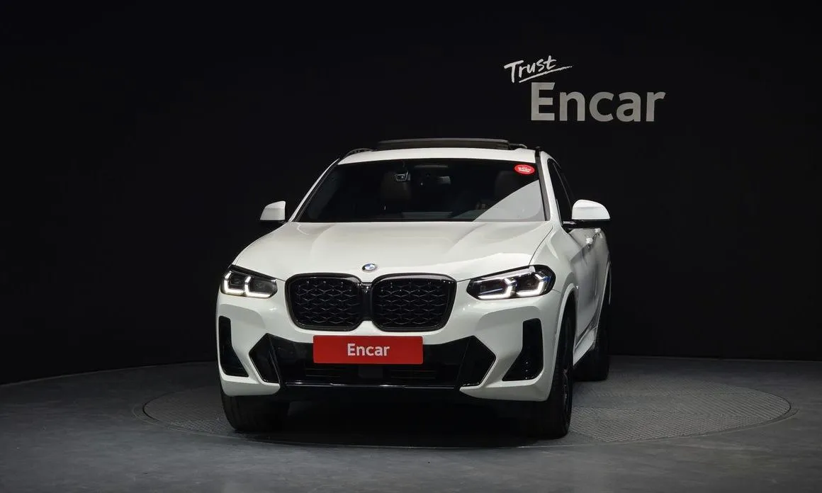 BMW X4 2023 из KR, фото 2