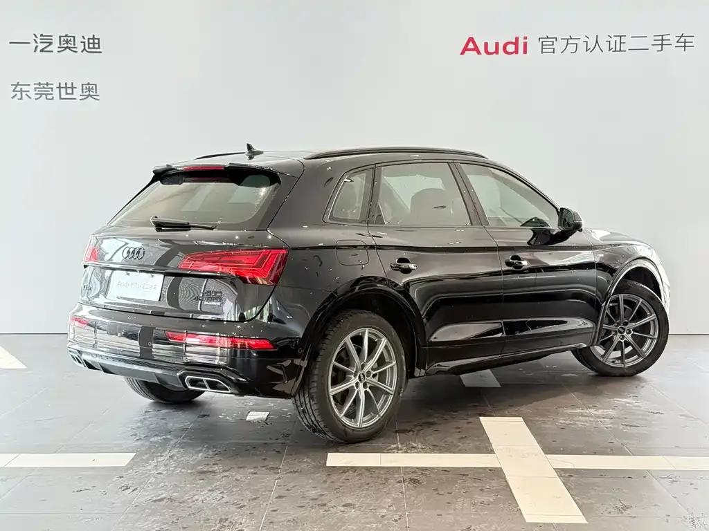 Audi Q5L — фото 2