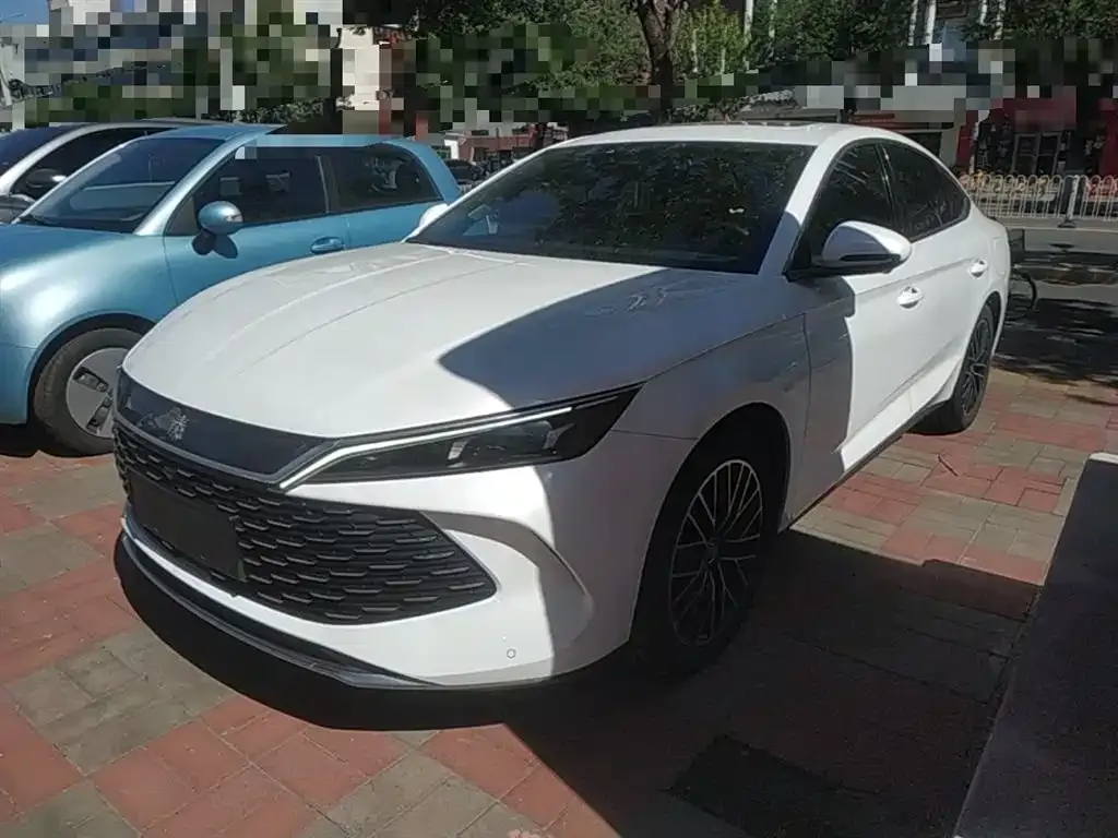 BYD Qin L — фото 7