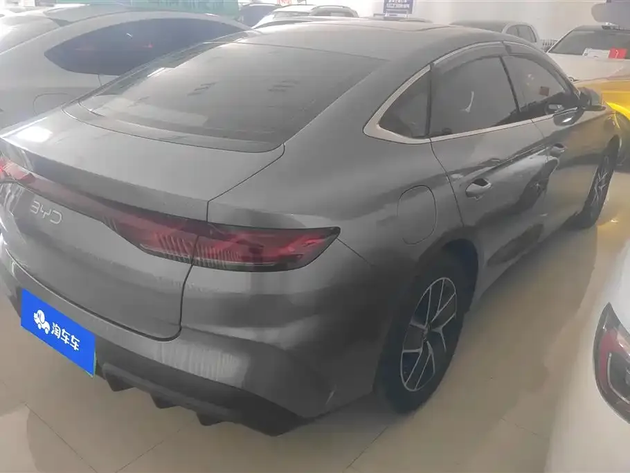 BYD Qin L — фото 10