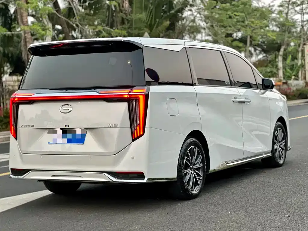 GAC Motor Trumpchi M8 — фото 2