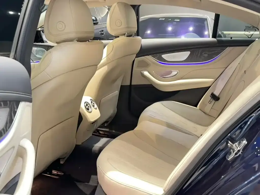Mercedes-Benz CLS — фото 4