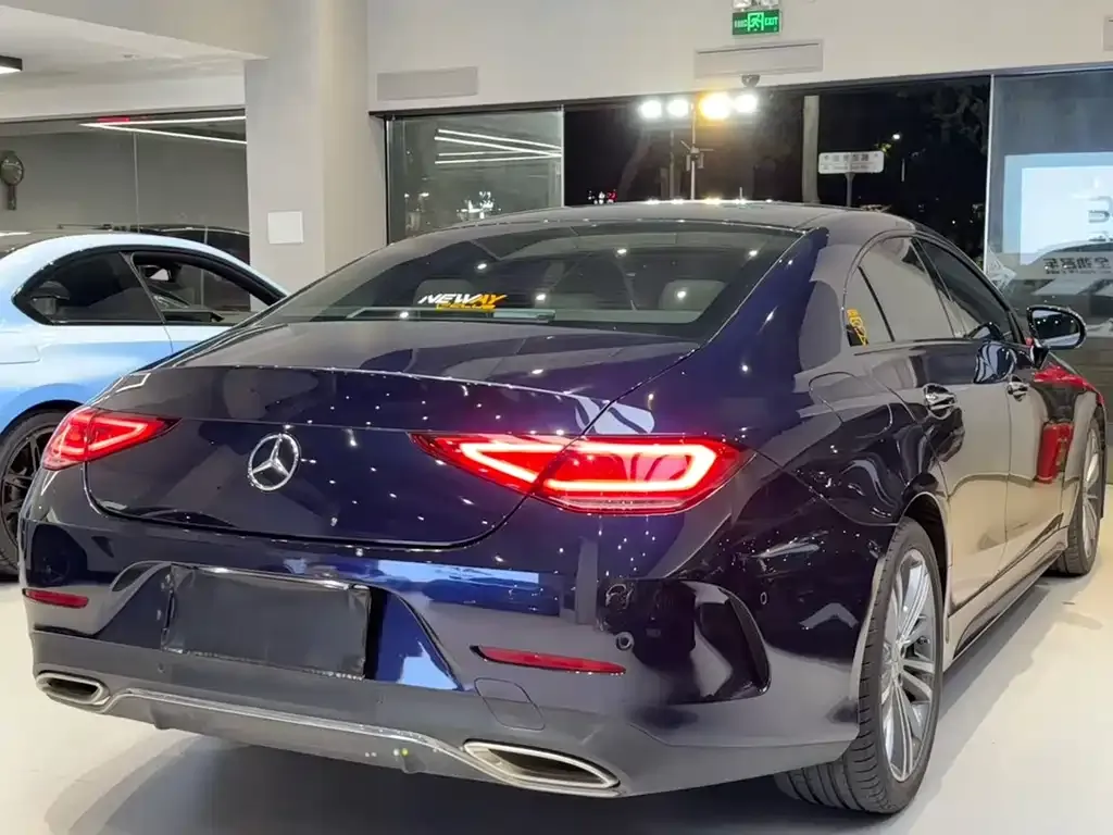 Mercedes-Benz CLS — фото 2