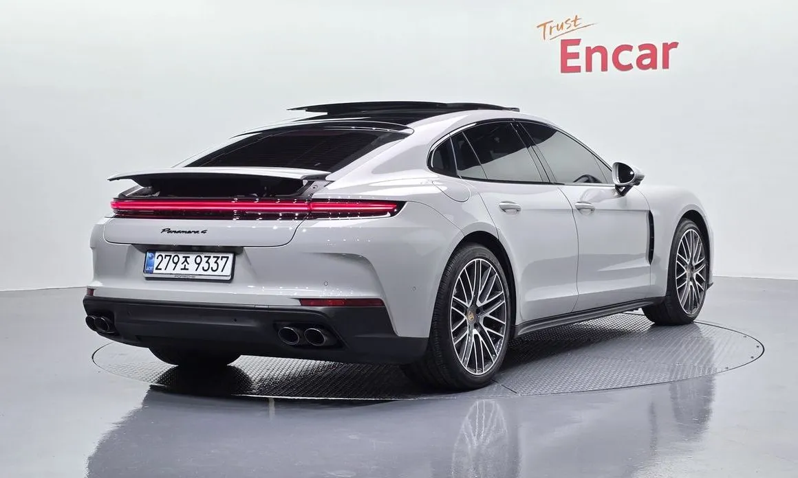 Porsche Panamera 2025 из KR, фото 2