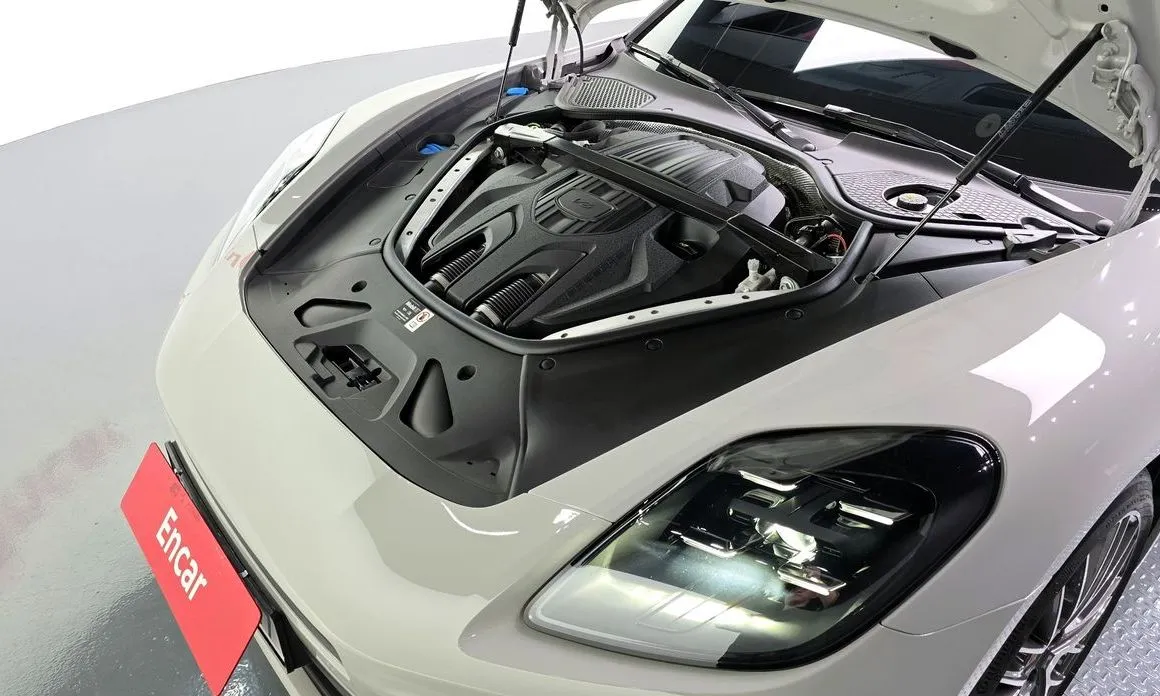 Porsche Panamera 2025 из KR, фото 9