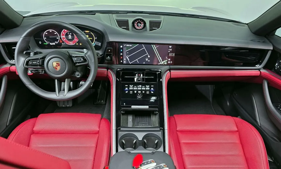 Porsche Panamera 2025 из KR, фото 7