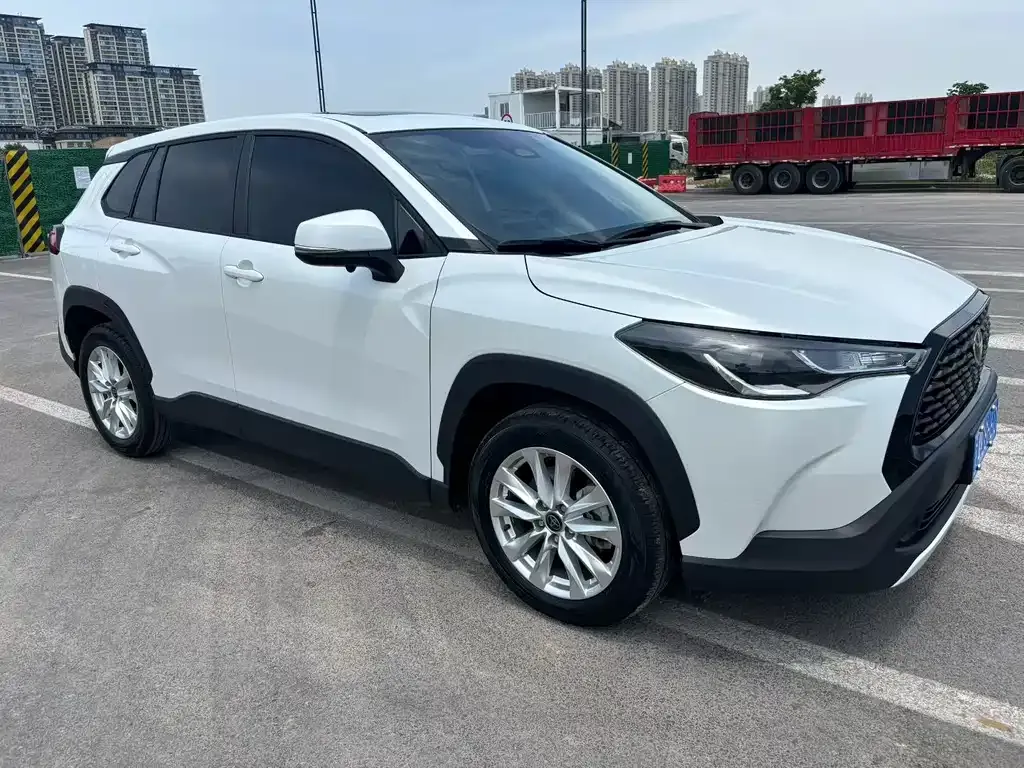 Toyota Corolla Cross — фото 4