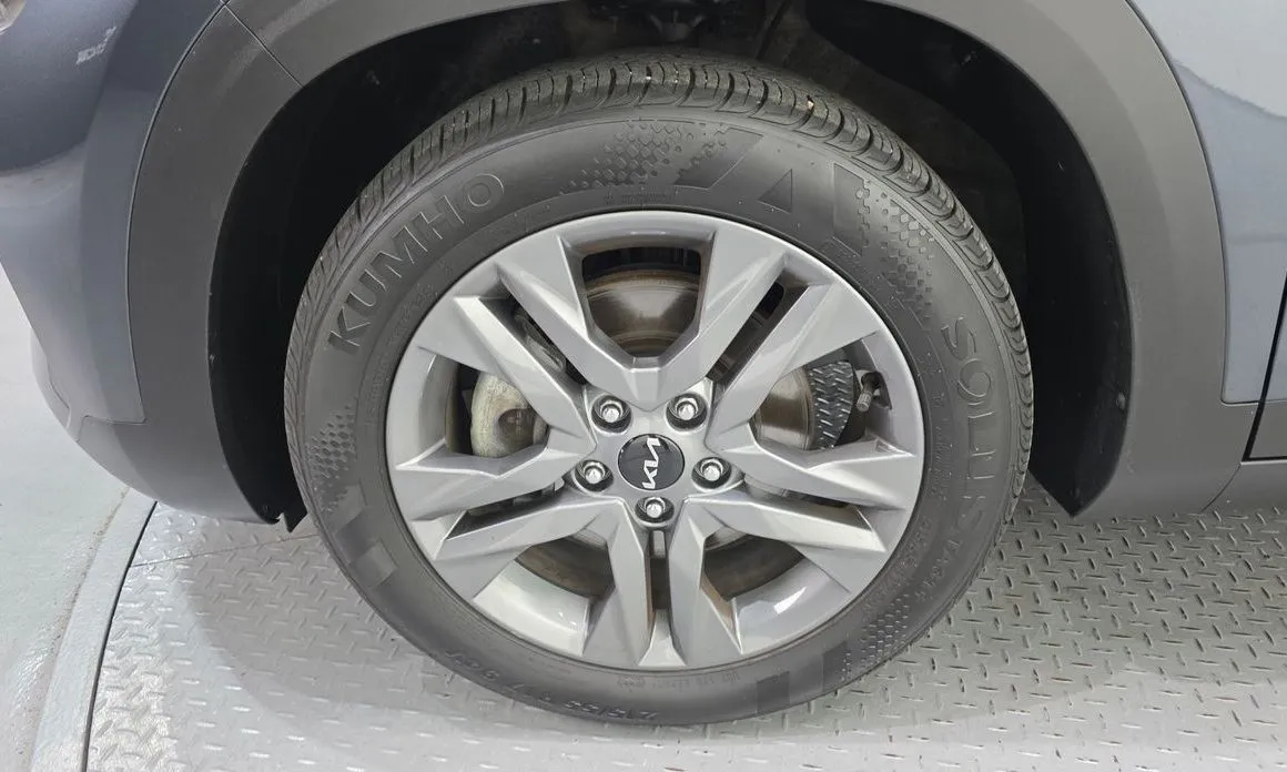 Kia Seltos 2023 из KR, фото 8