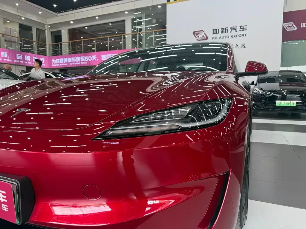 Tesla Model 3 — фото 2