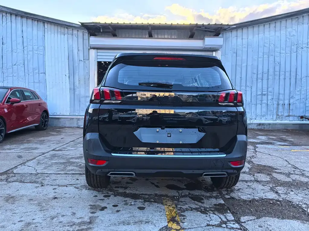 Peugeot 5008 2026 из CN, фото 5