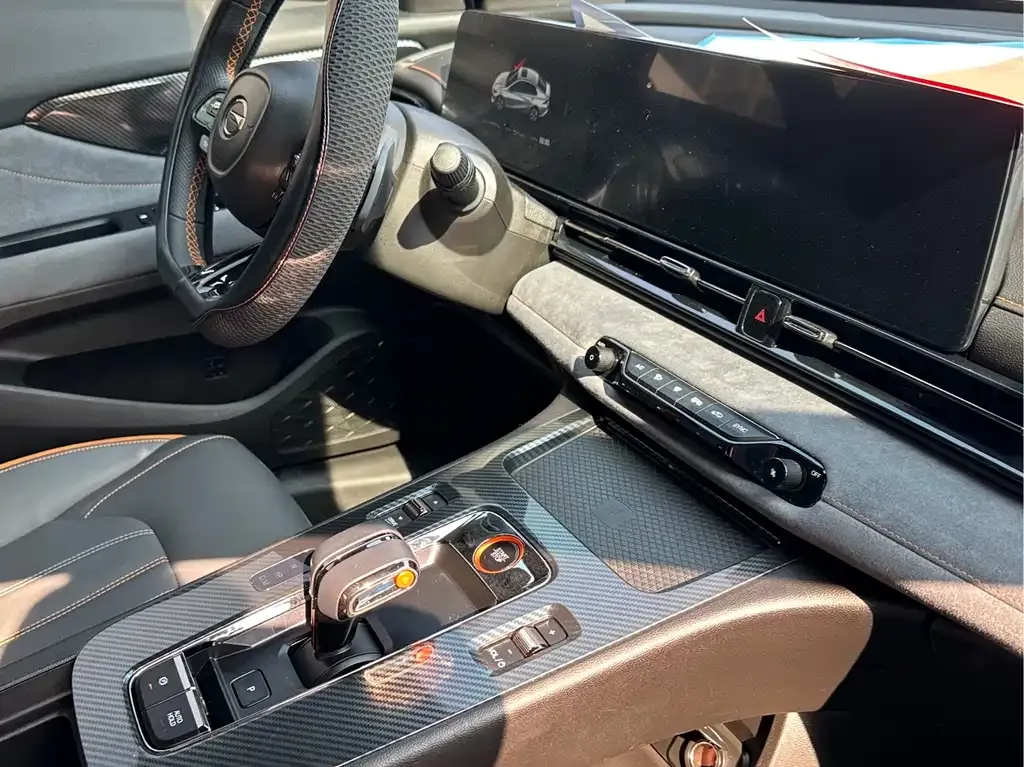 GAC Motor Shadow Leopard — фото 10