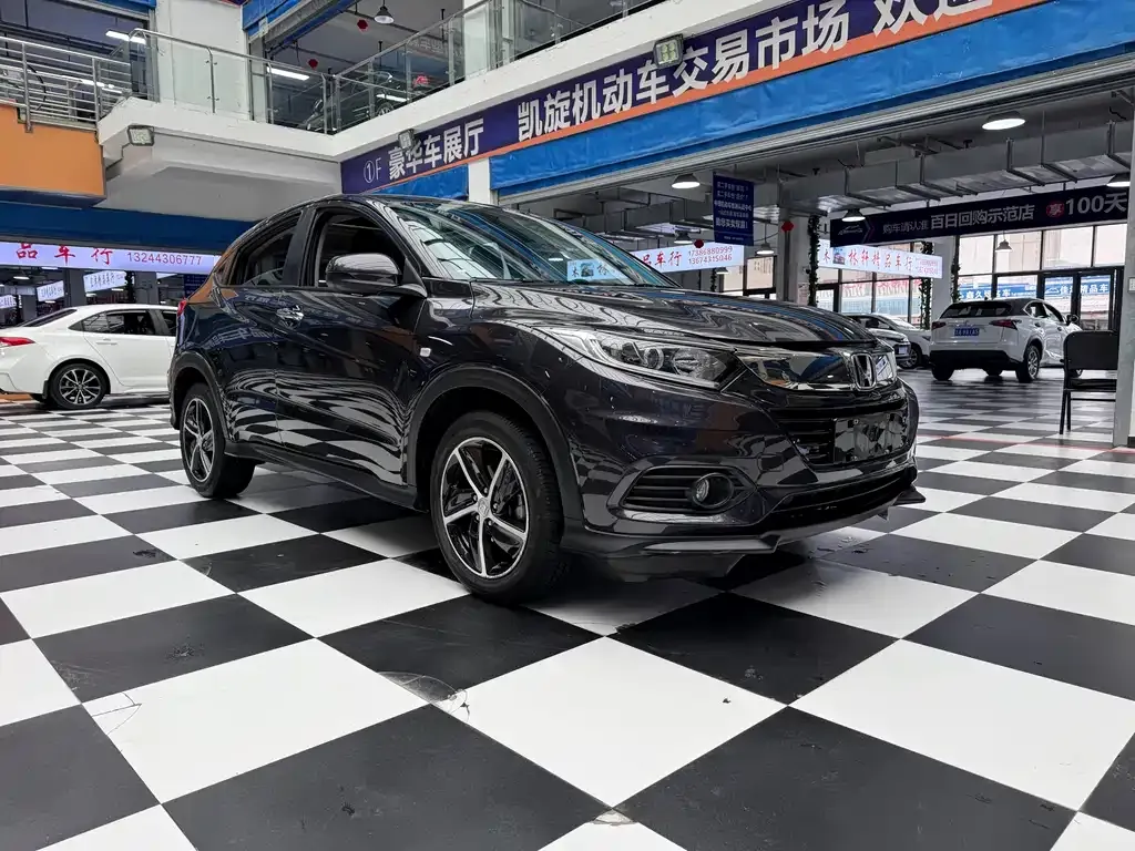 Honda Vezel — фото 10