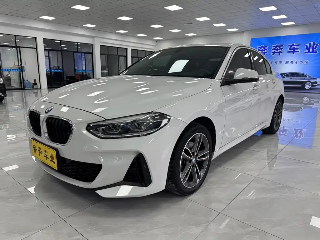 BMW 1 Series — фото 1