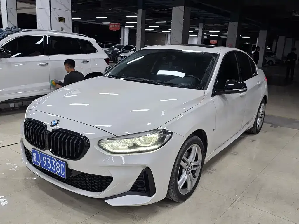 BMW 1 Series — фото 1