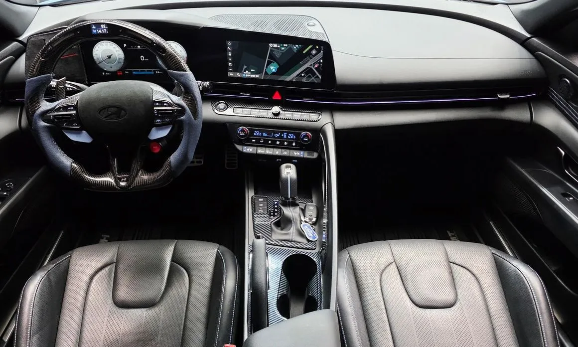 Hyundai AVANTE — фото 9