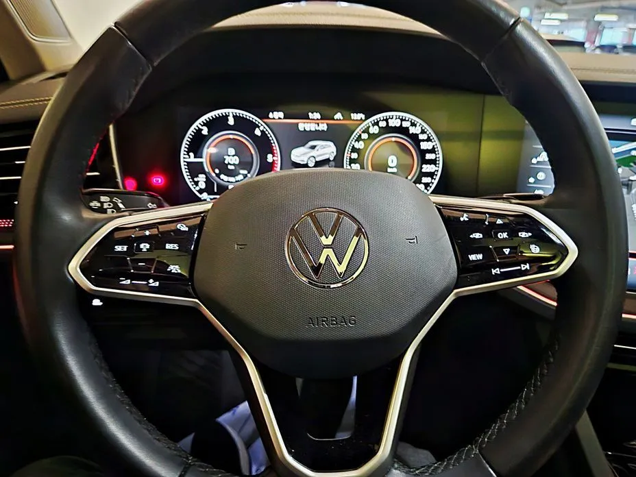 Volkswagen Touareg 2023 из KR, фото 6