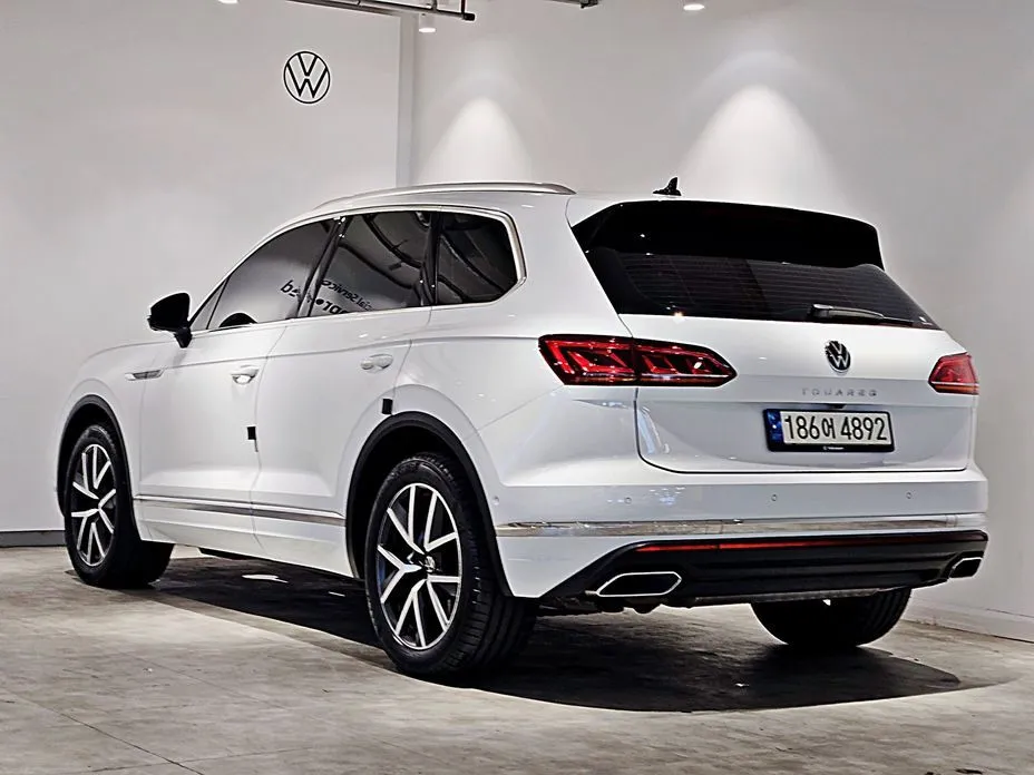 Volkswagen Touareg 2023 из KR, фото 8