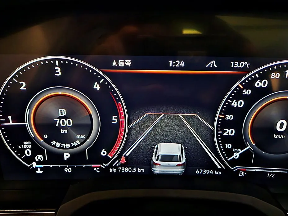 Volkswagen Touareg 2023 из KR, фото 3