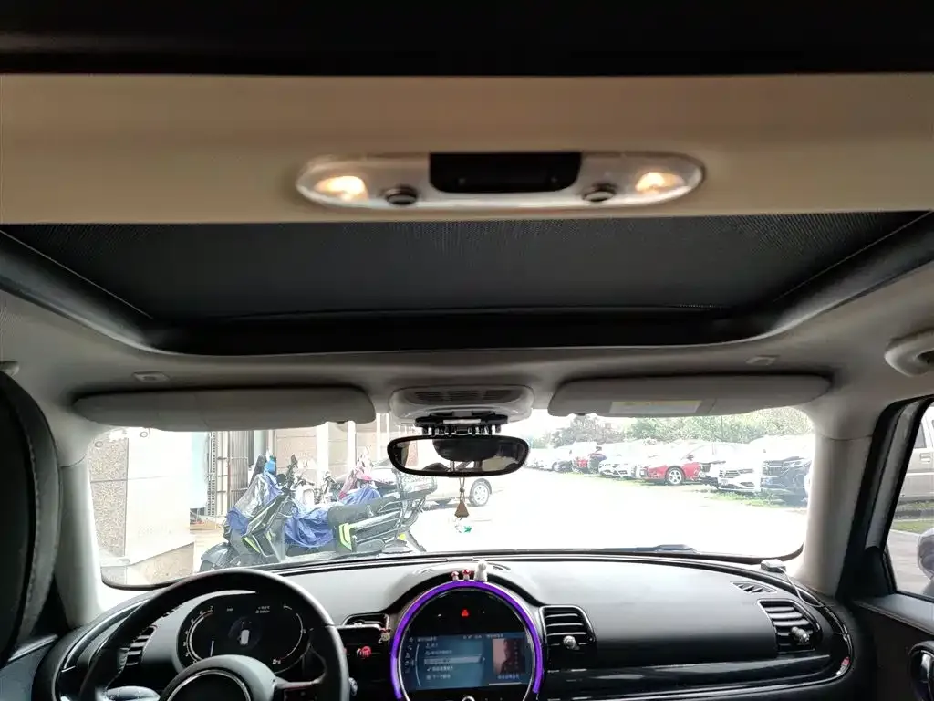 MINI Clubman — фото 9