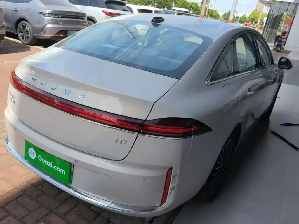 Roewe M7 DMH 2025 из CN, фото 10