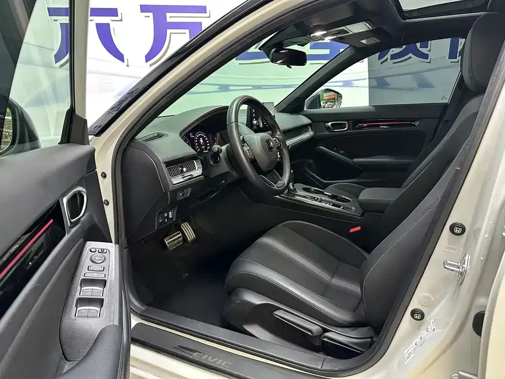 Honda Civic — фото 2