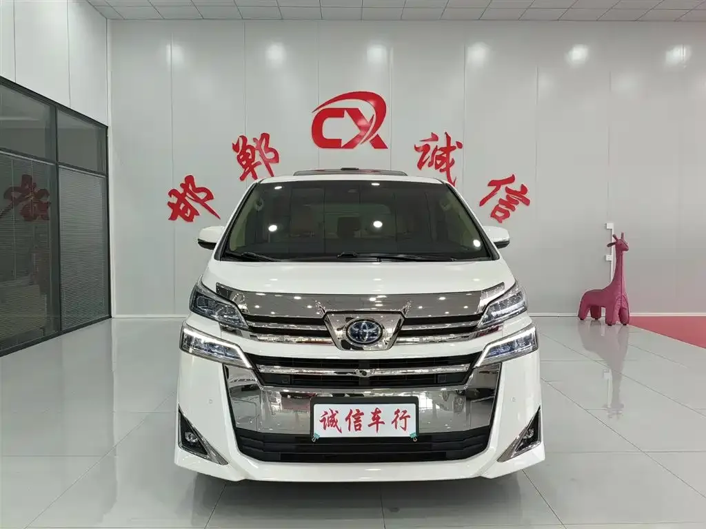 Toyota Vellfire — фото 6