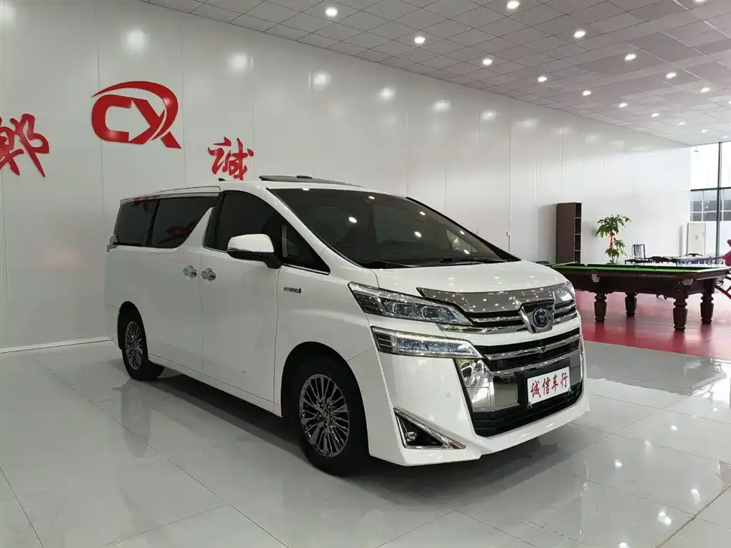 Toyota Vellfire — фото 10