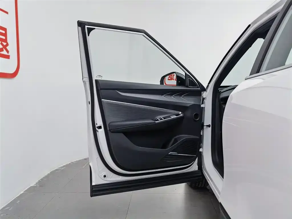 Geely Boyue 2024 из CN, фото 5