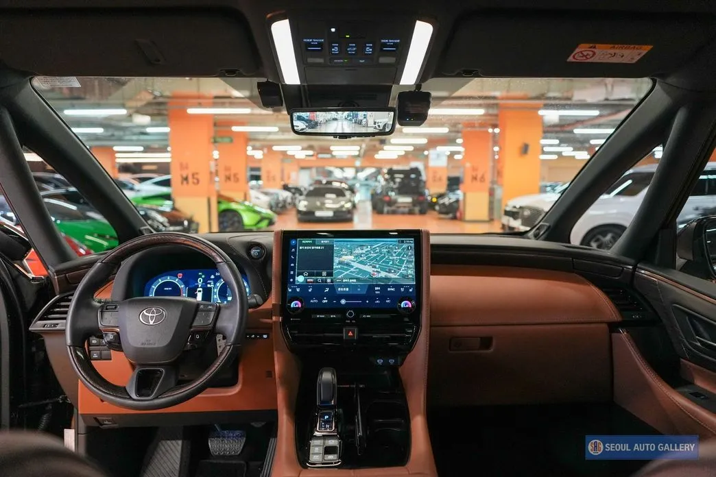 Toyota Alphard — фото 5