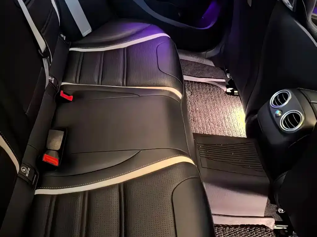 Mercedes-Benz C-Class AMG — фото 7