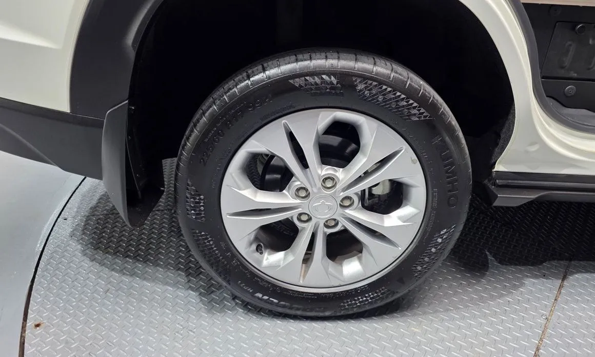 KG Mobility (Ssangyong) Torres 2025 из KR, фото 10