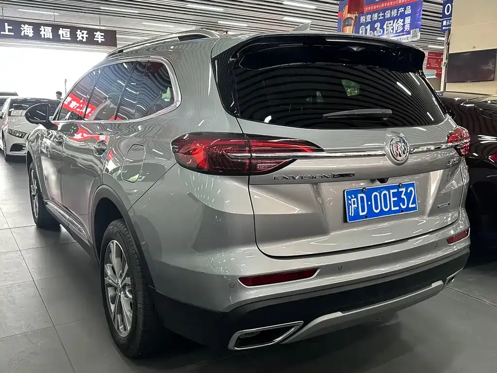Buick Envision Plus — фото 2