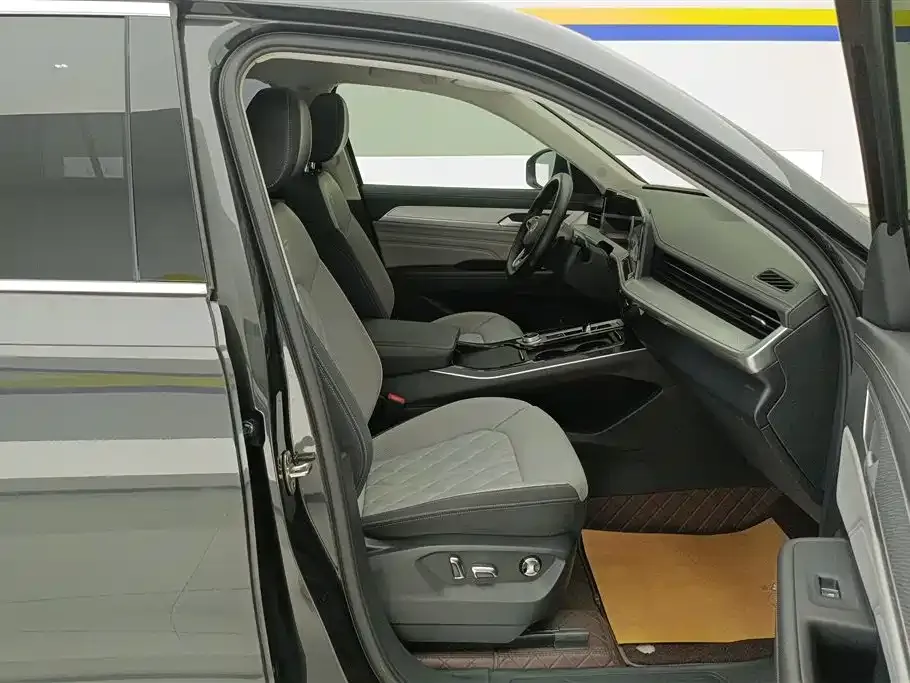 Volkswagen Tavendor 2024 из CN, фото 8