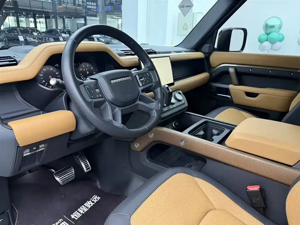 Land Rover Defender — фото 8