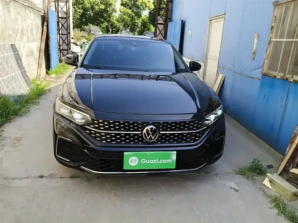 Volkswagen Passat — фото 8