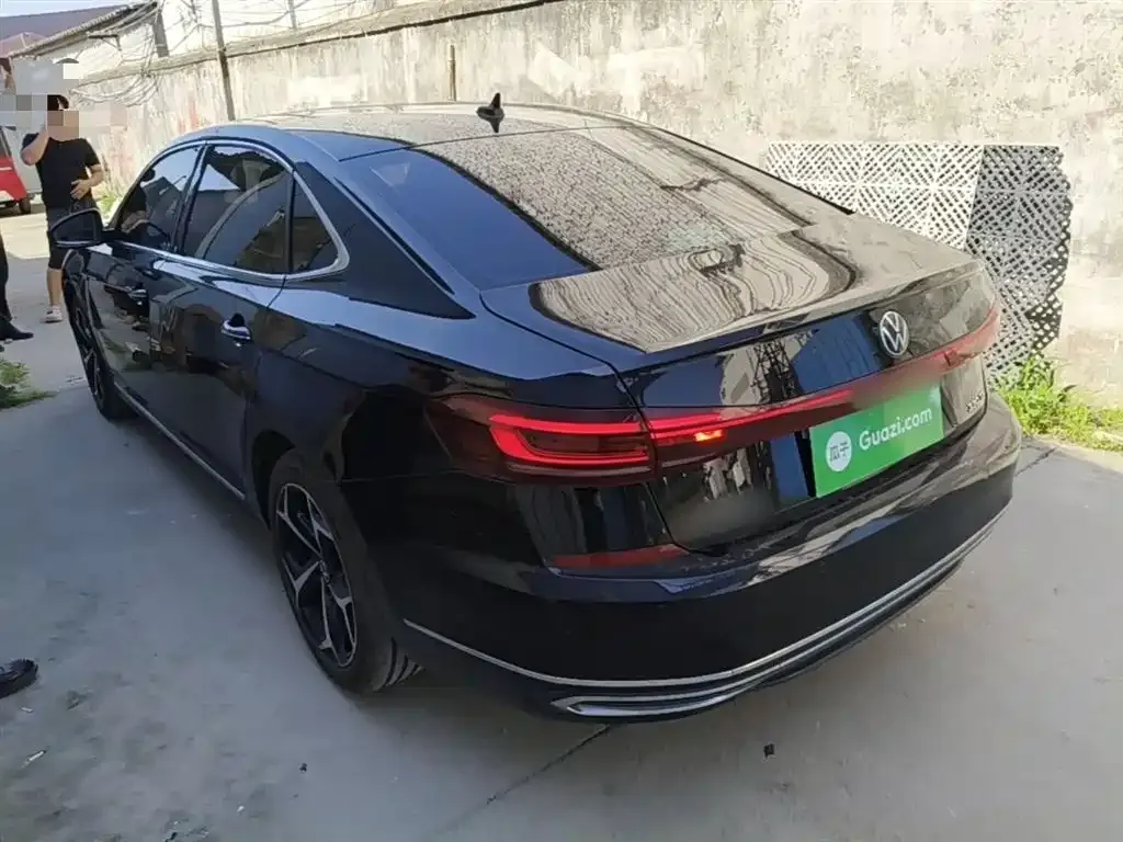 Volkswagen Passat — фото 5