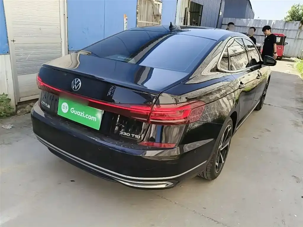 Volkswagen Passat — фото 4