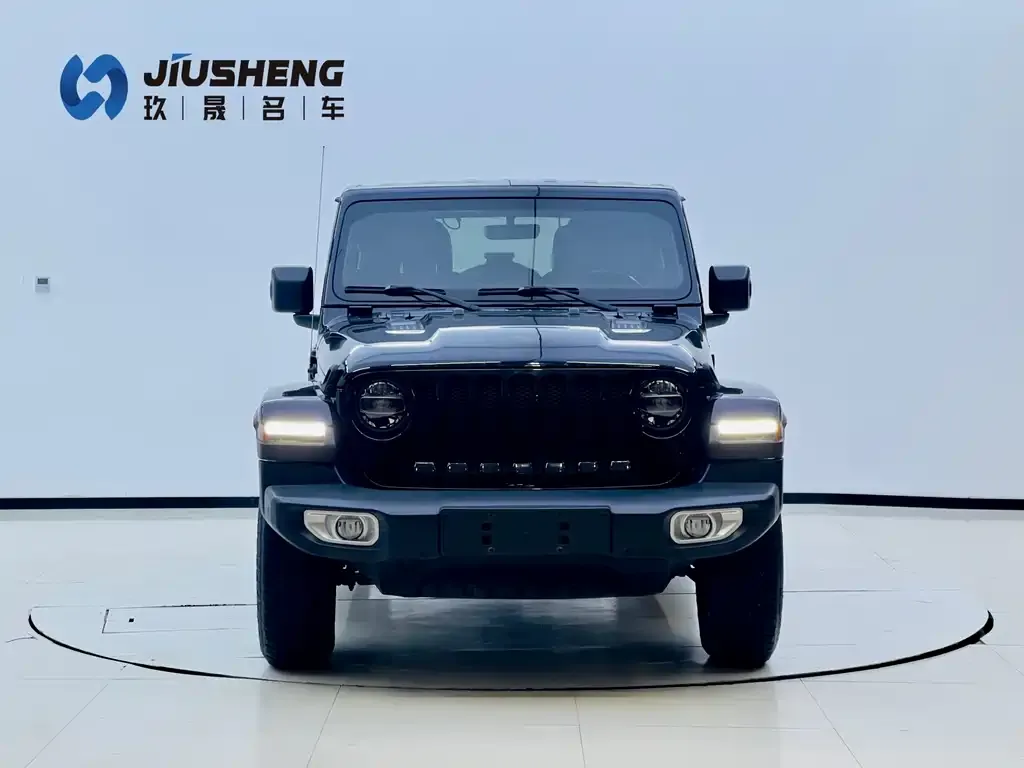 Jeep Wrangler — фото 2