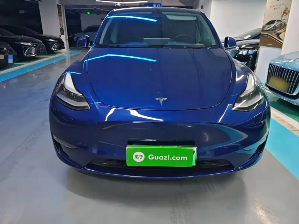 Tesla Model Y — фото 9