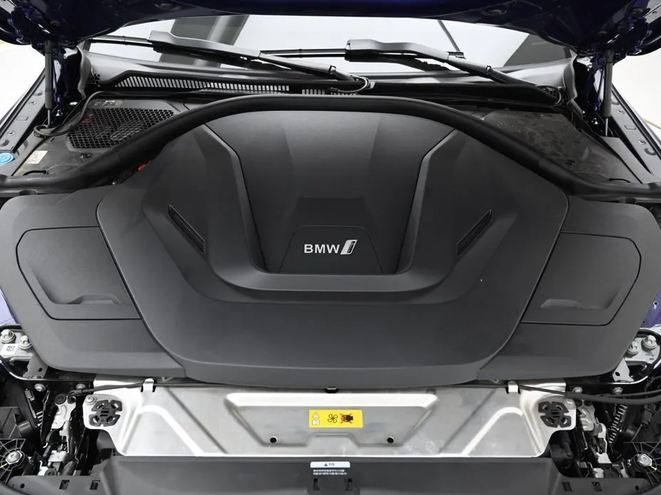 BMW i4 2024 из KR, фото 3