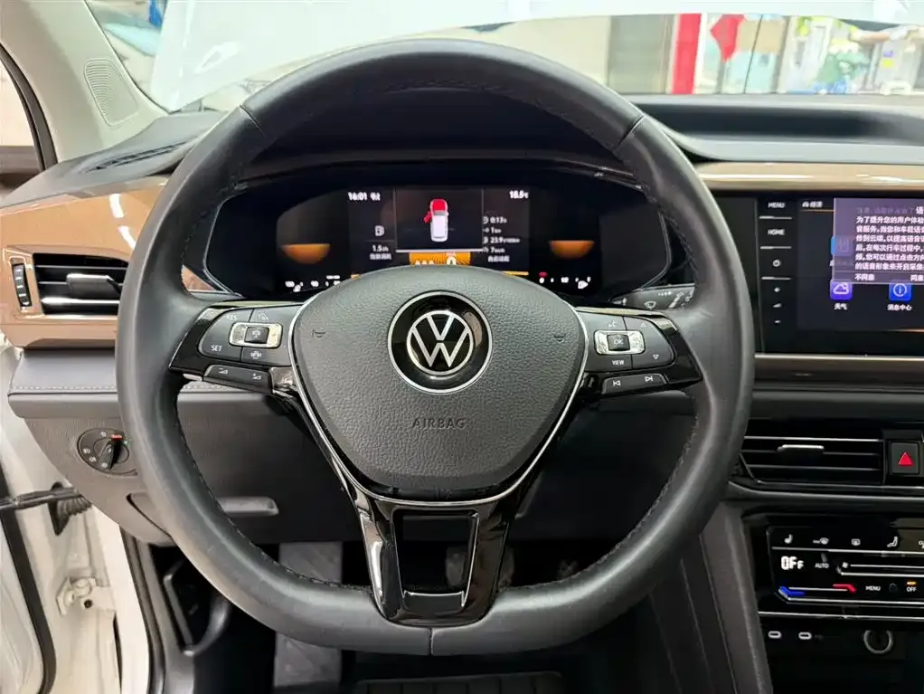 Volkswagen Tharu — фото 7