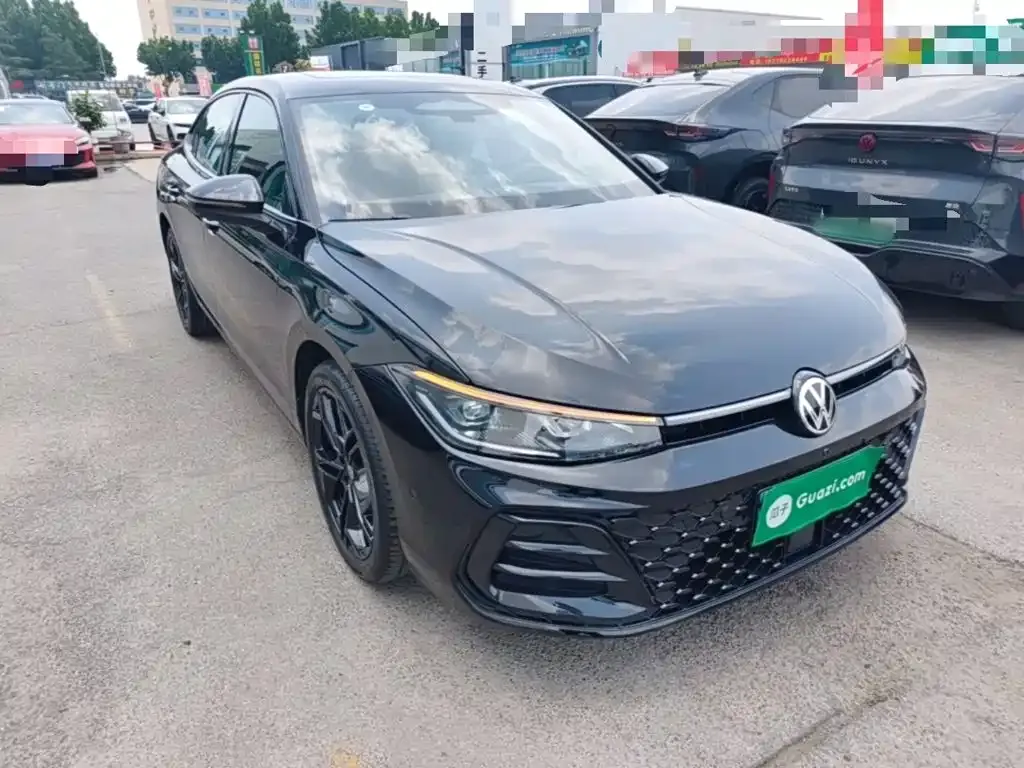 Volkswagen Passat — фото 10